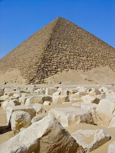 פירמידה אדומה של סנופרוס בדהשו צילום אדריכלות עתיקה תמונות מצרים 8 על 10