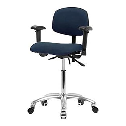 כיסא גובה ספסל בינוני מבד 43 עם בסיס כרום ללא טבעת רגל, עם הטיה, זרועות מתכווננות, גלגלי כרום, כחול