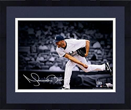 מסגרת מריאנו ריברה ניו יורק ינקי חתימה על חתימה של 11 x 14 מצלם זרקור - תמונות MLB עם חתימה