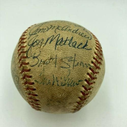 ווילי מייס יוגי בררה 1972 צוות מטס ניו יורק חתום משחק בייסבול משומש - משחק חתימה MLB משומש בייסבול